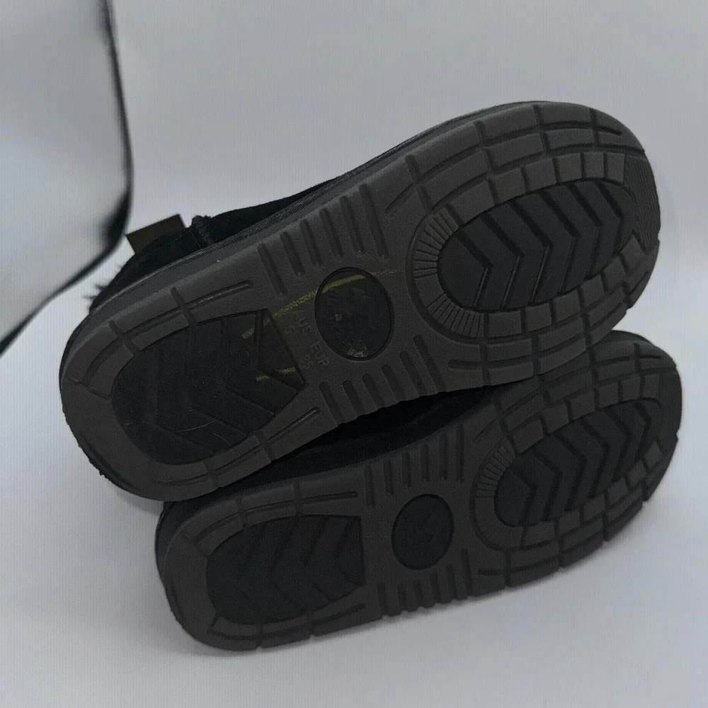 UGG embrace unparalleled